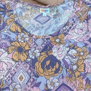 NWT. Nicole. Size L.